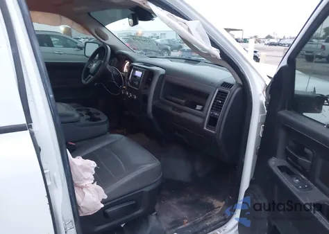 2018 Ram 1500 Tradesman 4X4 5'7 Box z USA, uszkodzony, nr VIN 3C6RR7KT5JG178391